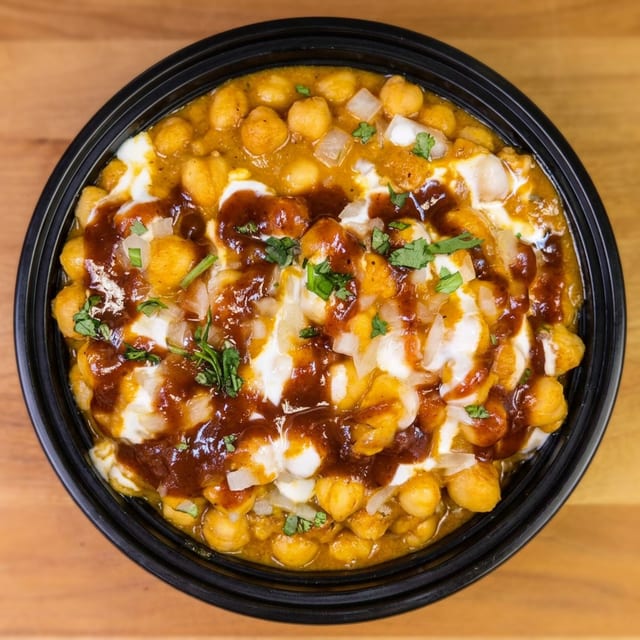 Special Samosa Chaat.